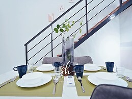 Arte Cheras Luxury Suites by TheStayHub