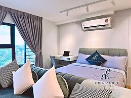 Arte Cheras Luxury Suites by TheStayHub