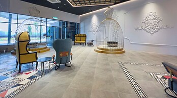 Arte Cheras Luxury Suites by TheStayHub