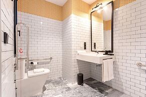 Genteel Home Betis 67