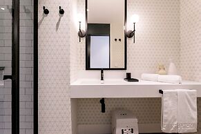 Genteel Home Betis 67