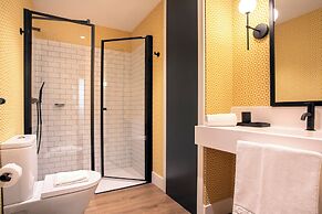 Genteel Home Betis 67