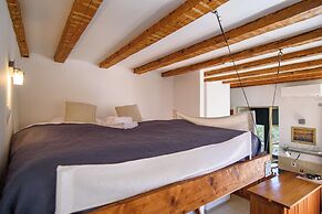 Cathedral Palace by DuHomes