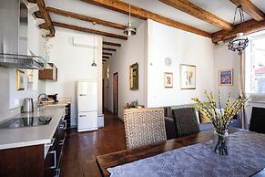 Cathedral Palace by DuHomes