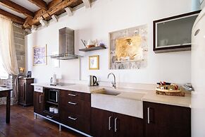 Cathedral Palace by DuHomes