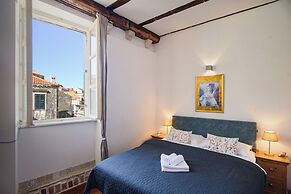 Cathedral Palace by DuHomes