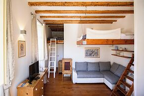 Cathedral Palace by DuHomes