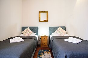 Cathedral Palace by DuHomes