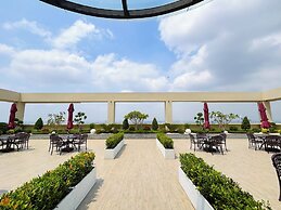 Versailles Square by Soben Homes