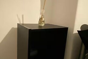 Cosy 2 Bed House - Sleeps 3, Parking & Garden