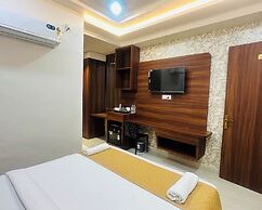 Hotel Deep Palace