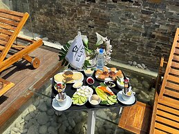 Elite Hotel By Beverly