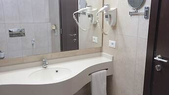 Elite Hotel By Beverly