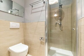 Design 18 Charming Rooms