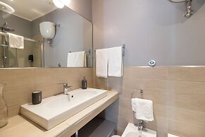 Design 18 Charming Rooms