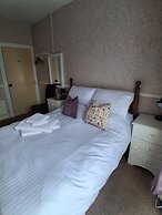 The Barbican Hotel