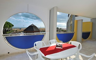 Spacious Apartment With sea View and Large Terrace