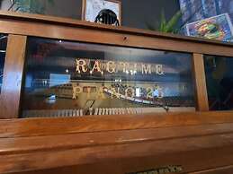 Remodeled and Inviting Free EV Charging Station Level 2