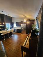 Remodeled and Inviting Free EV Charging Station Level 2