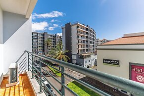 Ivana Apartment by HR Madeira