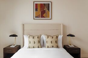 FOUND Hotel Chicago River North