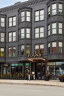 FOUND Hotel Chicago River North