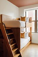 FOUND Hotel Chicago River North