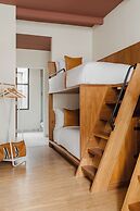 FOUND Hotel Chicago River North