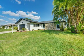Canal-front Gem w/ Hot Tub, Foosball in Cape Coral