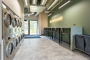 Student Only Winfield Court