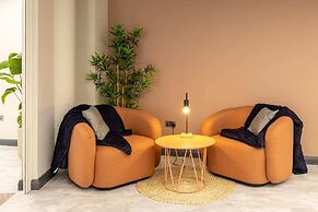 Student Only Winfield Court