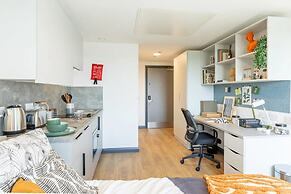 Student Only Winfield Court