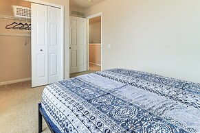 5 Mi to Emu: Home w/ Seasonal Pool Access