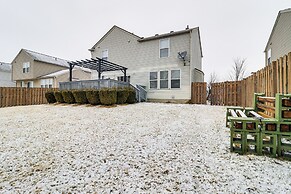 5 Mi to Emu: Home w/ Seasonal Pool Access