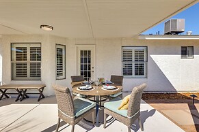 4 Mi to Superstition Springs: Haven w/ Hot Tub!