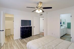 Hike, Golf & Explore: Home w/ Patio in Kingman!