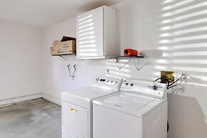Hike, Golf & Explore: Home w/ Patio in Kingman!