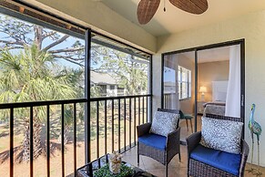 7 Mi to Beach: Condo w/ Pool Access in Bradenton!