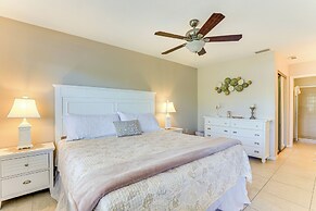 7 Mi to Beach: Condo w/ Pool Access in Bradenton!