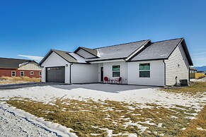 2 Mi to Beaverhead River: Family-friendly Home!
