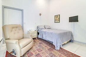 5 Mi to U of M: Spacious Retreat w/ Patio & Yard