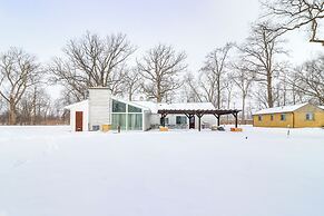 5 Mi to U of M: Spacious Retreat w/ Patio & Yard