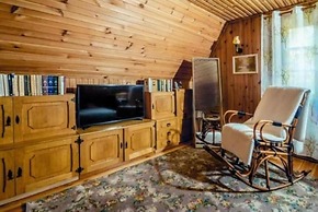 In The Woods Lodge With hot tub Inside Puszcza Knyszyśnka - Two-bedroo