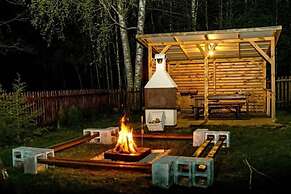 In The Woods Lodge With hot tub Inside Puszcza Knyszyśnka - Two-bedroo