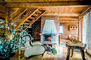In The Woods Lodge With hot tub Inside Puszcza Knyszyśnka - Two-bedroo
