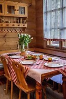 In The Woods Lodge With hot tub Inside Puszcza Knyszyśnka - Two-bedroo
