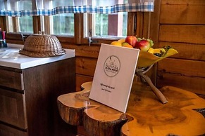 In The Woods Lodge With hot tub Inside Puszcza Knyszyśnka - Two-bedroo