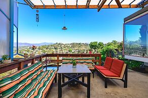 Scenic Retreat With Deck Stunning Views in LA