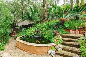 Luxury Villa w Pool Garden Outdoor Lounge