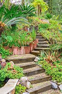 Luxury Villa w Pool Garden Outdoor Lounge